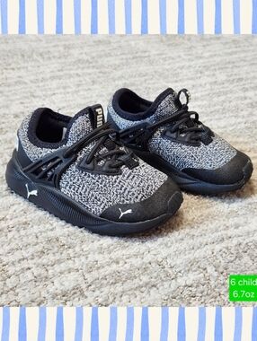 PUMA toddler boy slip-on sneakers black white size 6